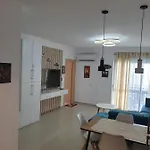 Hera Premium Apartmán Sarandë
