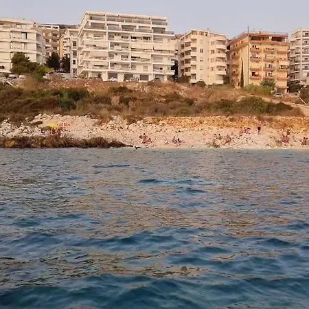 Hera Premium 아파트 Sarandë